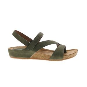 Eurosoft by Sofft | Gianetta Suede Velcro Strap Sandals in Green Size 6